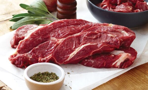 BEEF BONELESS CHUCK (WHOLE OR SLICED) /KG